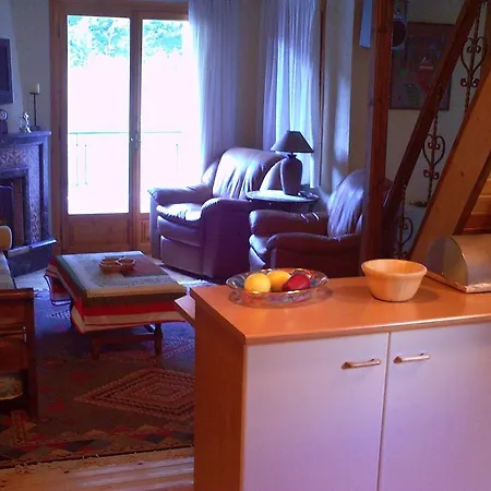 Agoriani Chalet Lílaia